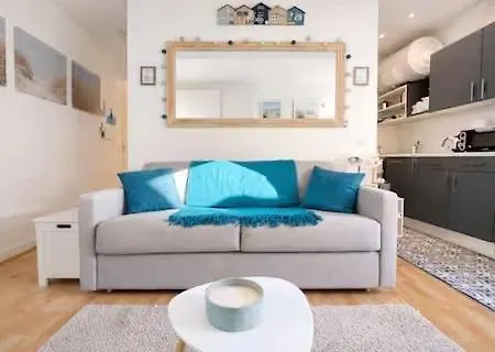 Calme Centre-ville -5' Gare Rer A-25' Paris Apartment Saint-Germain-en-Laye